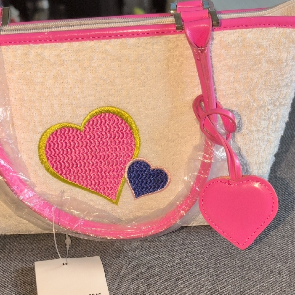 Stylish Pink and White Heart Tote Bag - Picture 5 of 6